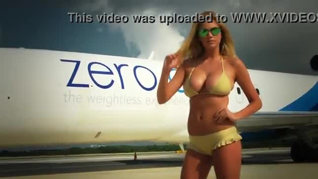 Kate upton confidence in fiji uncovered sports illustrated swimsuit